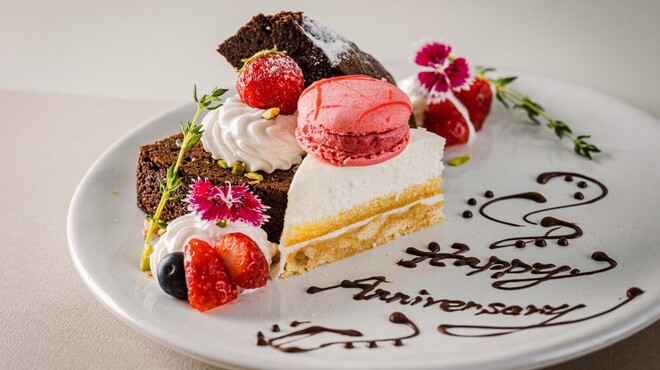 PIZZA SALVATORE CUOMO ＆ BAR - メイン写真: