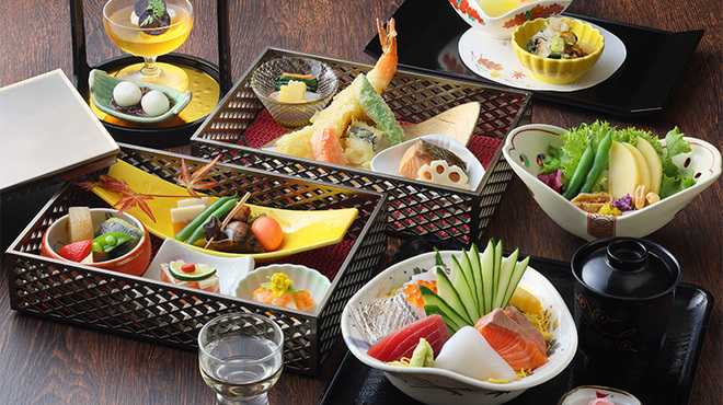 和処 よしの - 料理写真:紅葉御膳
