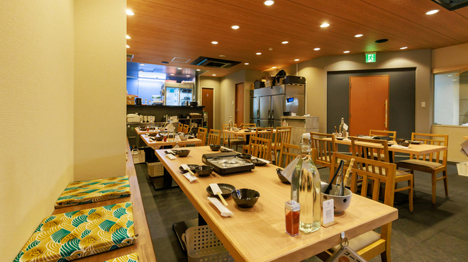 しゃぶしゃぶ すき焼き 食べ放題 和牛と豚 - メイン写真: