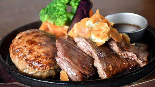 STEAK&HAMBURG ひげ - メイン写真: