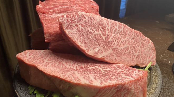 炭焼きステーキとワインobiobi - メイン写真: