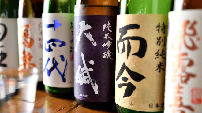 鶏と魚と炭火焼き 燈 - メイン写真: