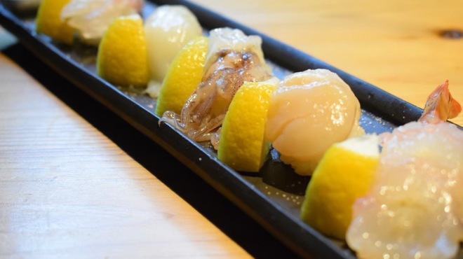 SUSHI DINING YUME - メイン写真: