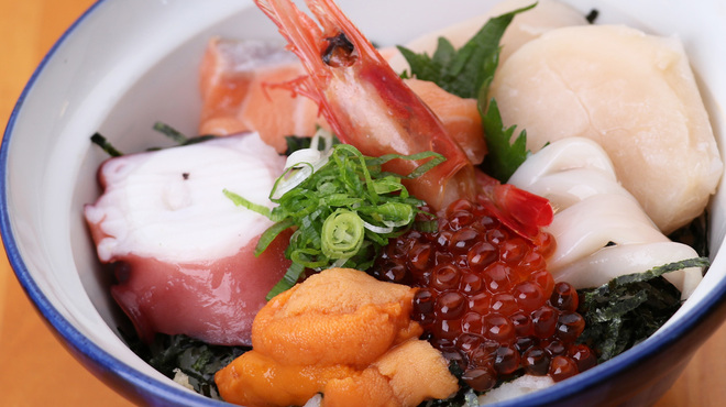 千里中央海鮮食堂 はなれ おーうえすと - メイン写真: