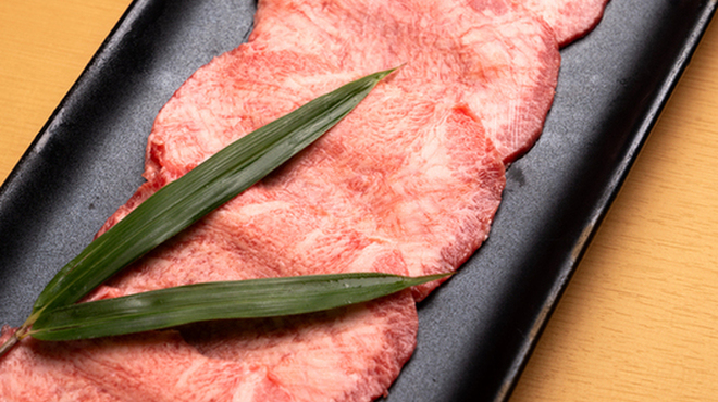 焼肉料理 牛吉日和 - メイン写真: