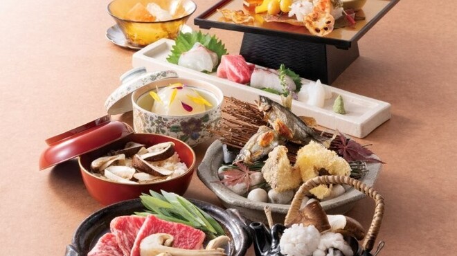 美濃吉 烏丸四条店 - メイン写真: