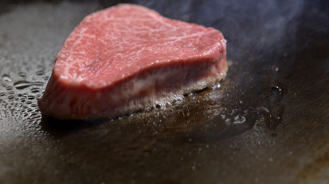 黒毛WAGYU RESTAURANT HACHI - メイン写真: