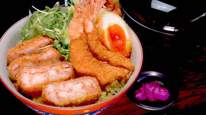 まるさ水産 - メイン写真: