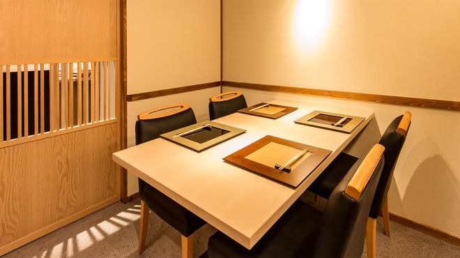 寿司と日本料理 銀座 一 - メイン写真: