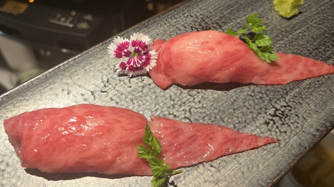 神戸牛焼肉 にくなべ屋 神戸びいどろ - メイン写真: