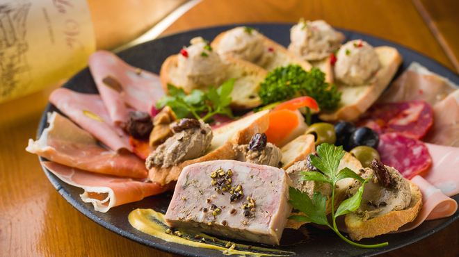 がぶ飲みワインと肉 ビストロ千住MEAT - メイン写真: