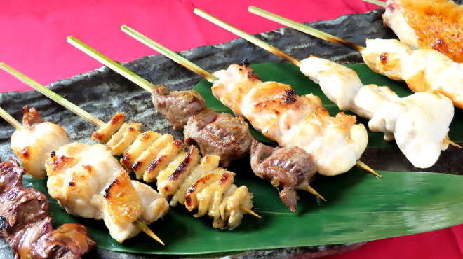 郷土料理&炭火串焼 笑う門 - メイン写真: