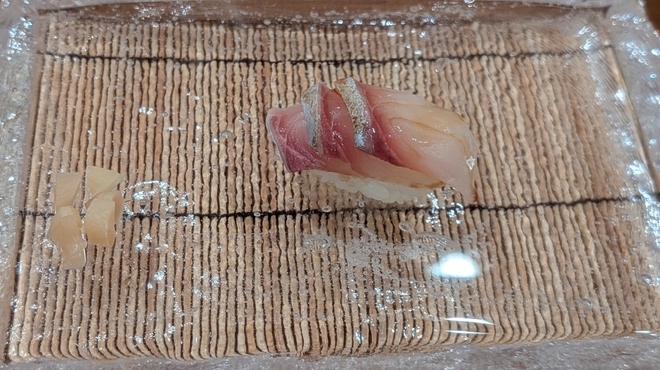 金澤 鮨 洋次郎 - 料理写真:カンパチ