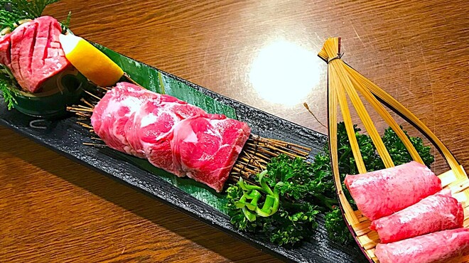 焼肉 ゆう焼けこやけ - メイン写真: