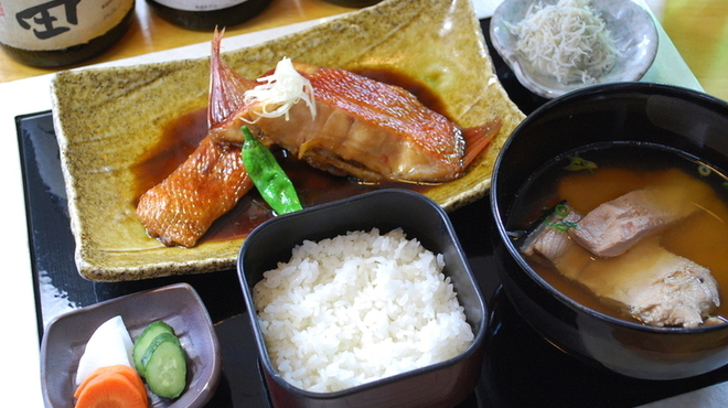 わらべ菜魚洞 - メイン写真: