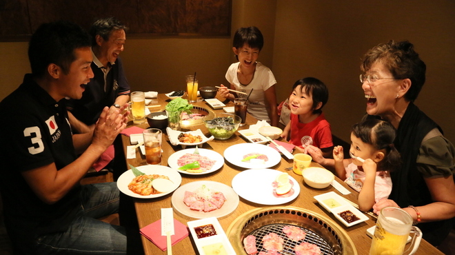 焼肉 龍華園 - メイン写真: