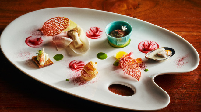 DINING & BAR TABLE 9 TOKYO - メイン写真: