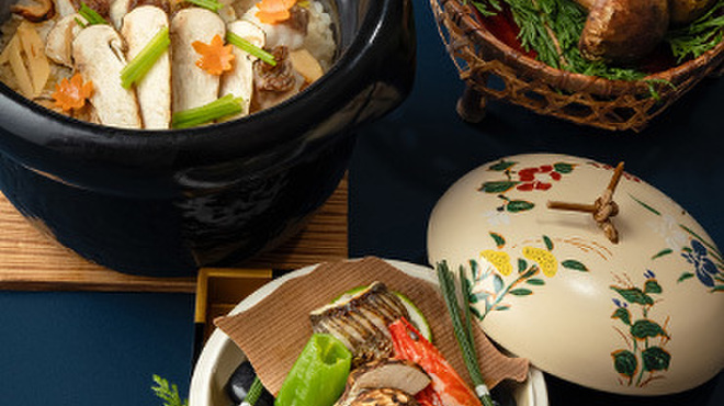 和食堂 山里 ホテルオークラ福岡 - 料理写真:松茸会席