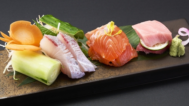 炭火焼きと三陸海の幸 仙台彩旬 - メイン写真: