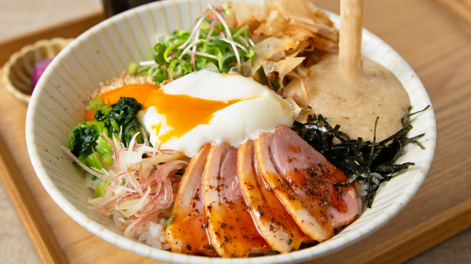 自然薯とろろ丼専門店 黒十ヤ - メイン写真: