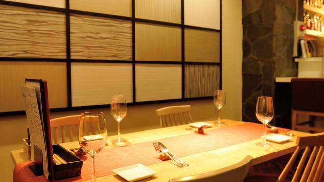 100種のワインとイタリアン 京橋Mbオイスターハウス - メイン写真: