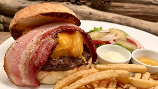 APPLE BURGER - メイン写真: