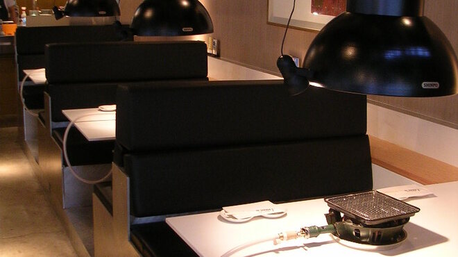 巨牛荘 - 内観写真:ボックスシート席