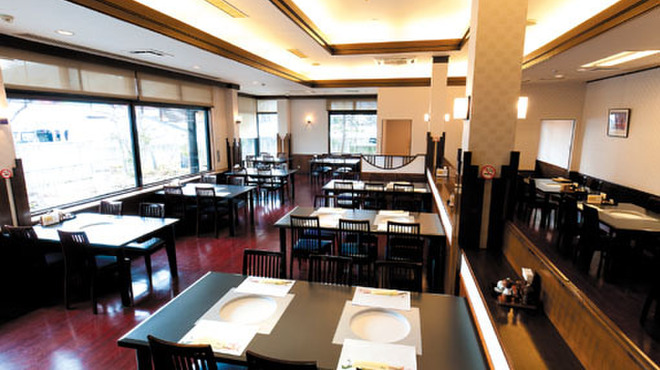 사가규 레스토랑 키라쿠 혼텐