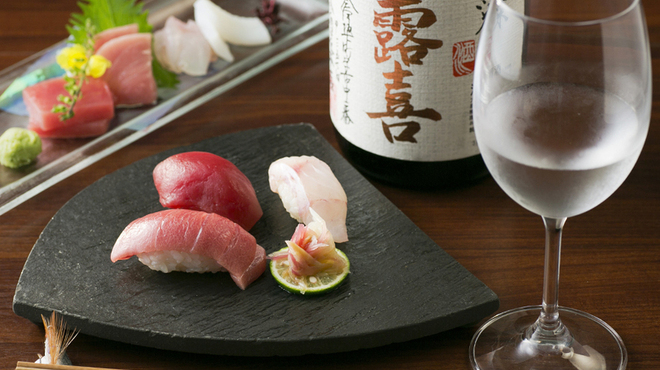 魚と日本酒 糸 - メイン写真: