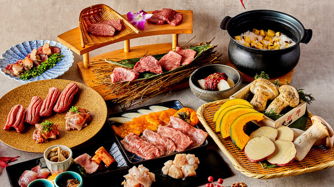 炭火焼肉 たくみ - メイン写真: