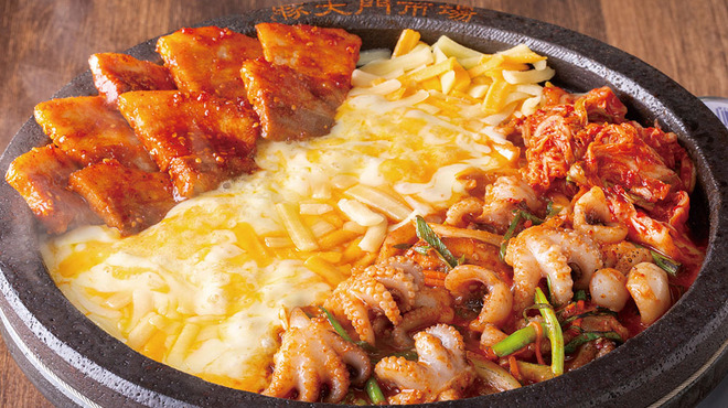 豚大門市場 - メイン写真: