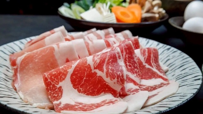 しゃぶしゃぶ すき焼き 食べ放題 和牛と豚 - メイン写真: