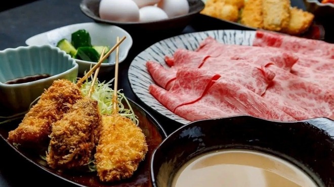 しゃぶしゃぶ すき焼き 食べ放題 和牛と豚 - メイン写真: