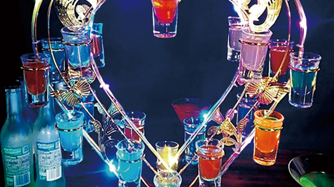 ダーツバーBee - ドリンク写真:タワーショット（BeeKABURA）