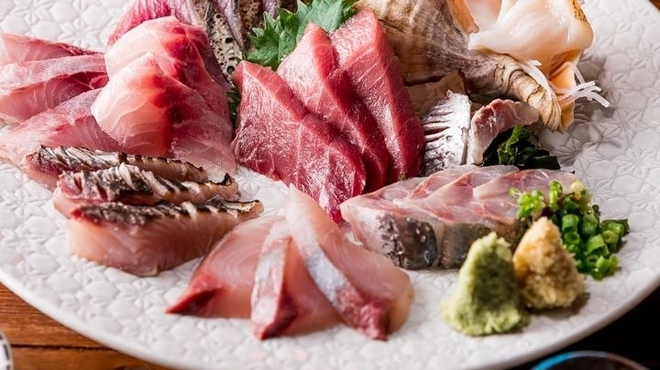 해물 스시 도그 이자카야 우오무스비