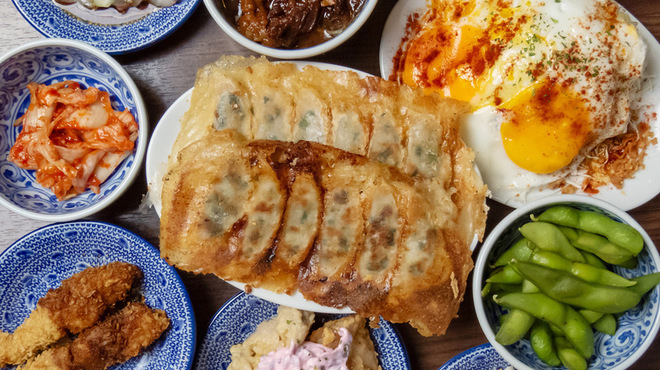 餃子とどて煮　うさぎ屋 - メイン写真: