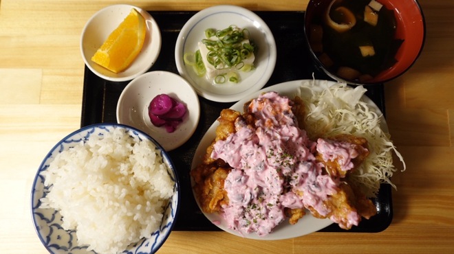 餃子とどて煮　うさぎ屋 - メイン写真: