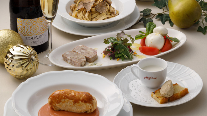 マンジャーモ - 料理写真:2025年クリスマスコース