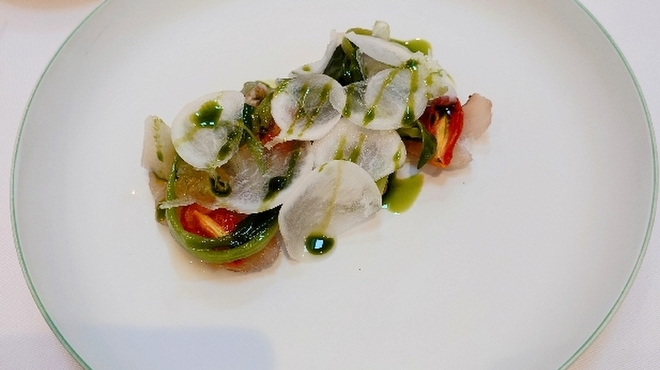 レチュード - 料理写真:真鯛の燻製