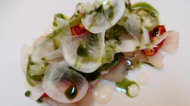 レチュード - 料理写真:真鯛の燻製