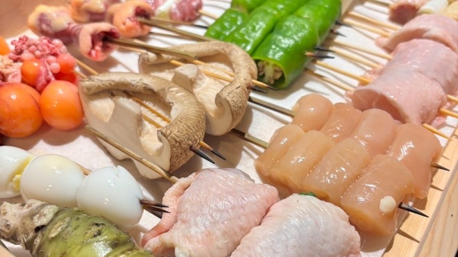 十二社通り 地鶏焼とりや - メイン写真: