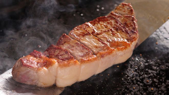 ステーキファイブと寿司六 - メイン写真: