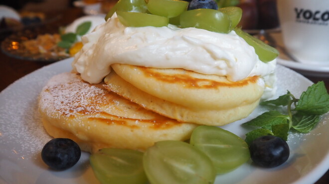 YOLO cafe&bar - メイン写真: