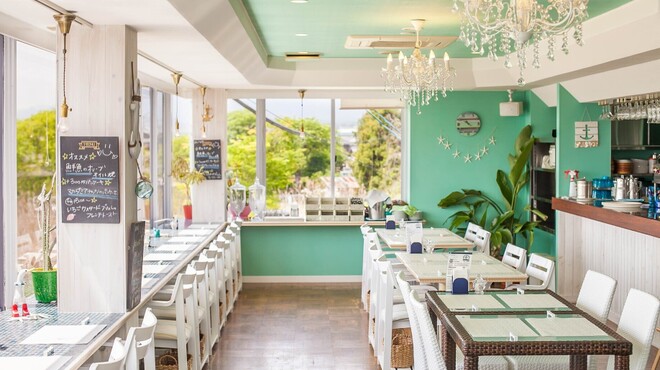 Rcafe at Marina - メイン写真: