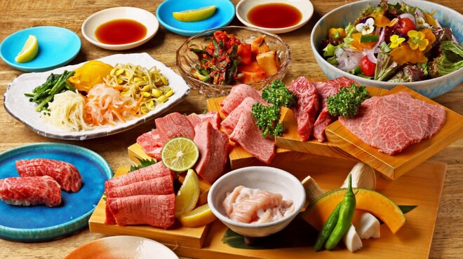 裏船場焼肉 城と七宝 - メイン写真: