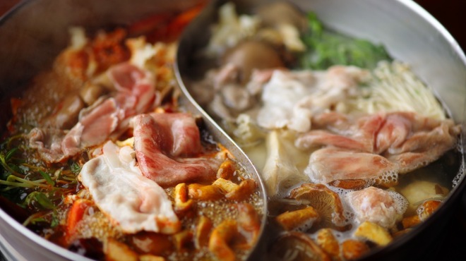 四川料理･薬膳火鍋 花椒庭 - メイン写真: