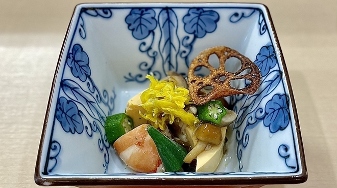 佐とう - 料理写真:先付け/ 玉子豆腐 茸餡海老 オクラ