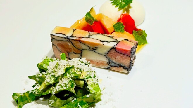 JINBO MINAMI AOYAMA - メイン写真: