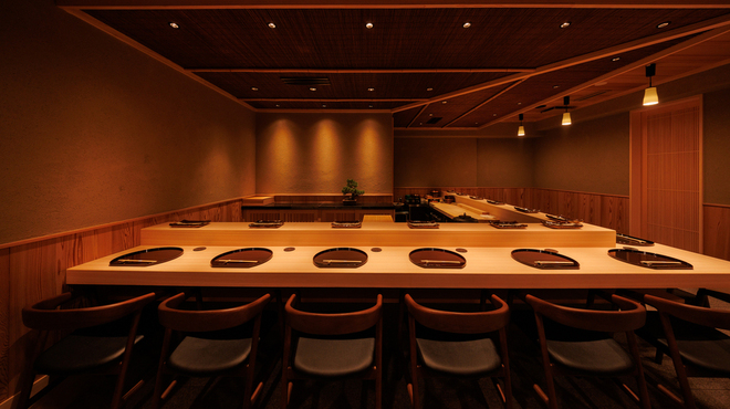 梅田 すし継 - メイン写真: