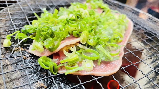 七輪焼肉ばかとあほ - メイン写真: